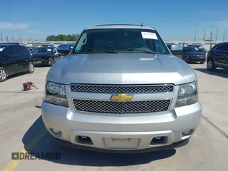 2013 Chevrolet Tahoe LT with VIN 1GNSCBE07DR164486, listed as a IAAI auction lot 42216421 with 220,395 mi miles and . Bid and sale history available at DreamBid. Image 12.