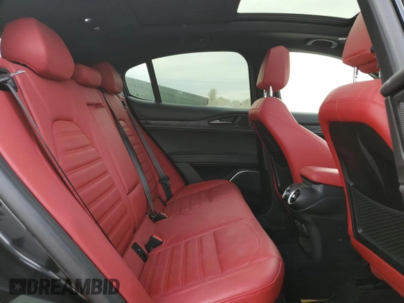 2022 Alfa Romeo Stelvio Sprint z VIN ZASPAKAN8N7D24823, wystawiony jako Copart lot #77384454 z przebiegiem 45 377 mil mil oraz Szkody całkowita. Historia ofert i sprzedaży dostępna na DreamBid. Obrazek 11.