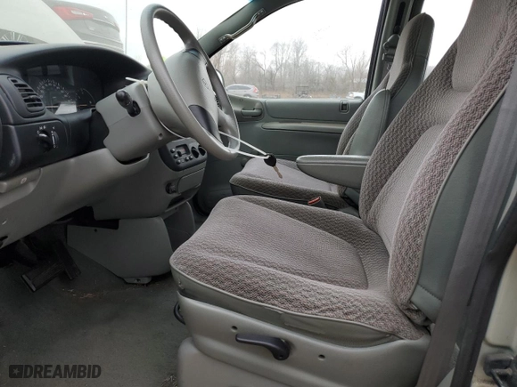 2000 Dodge Caravan with VIN 2B4FP25B7YR512719, listed as a Copart auction lot 83439784 with 74,236 mi miles and Clean Title. Bid and sale history available at carsss.com. Image 7.