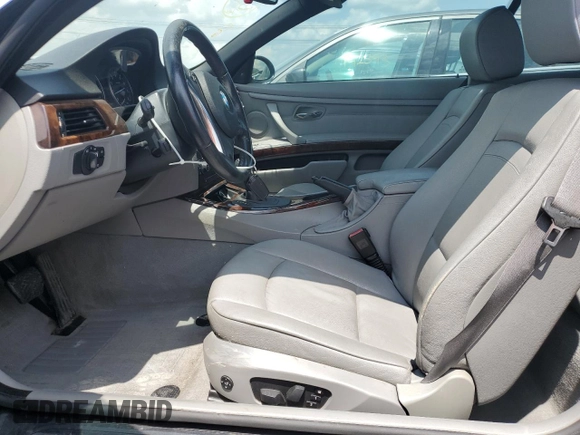 2007 BMW 3 Series 335i with VIN WBAWL73507PX50840, listed as a Copart auction lot 53001555 with 110,922 mi miles and Salvage title. Bid and sale history available at DreamBid. Image 7.