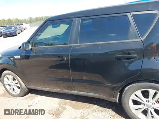 2016 Kia Soul + with VIN KNDJP3A53G7241001, listed as a IAAI auction lot 41877419 with 159,155 mi miles. Bid and sale history available at carsss.com. Image 14.