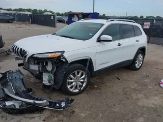 2017 Jeep Cherokee Limited z VIN 1C4PJLDB0HW516120, wystawiony jako IAAI lot #42357568 z przebiegiem 95 039 mil mil oraz . Historia ofert i sprzedaży dostępna na DreamBid. Obrazek 17.
