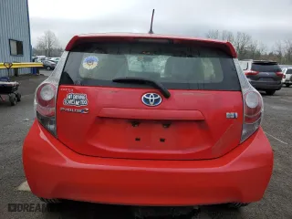 2013 Toyota Prius c One with VIN JTDKDTB37D1557512, listed as a Copart auction lot 47567035 with 144,719 mi miles and Salvage Title. Bid and sale history available at carsss.com. Image 6.