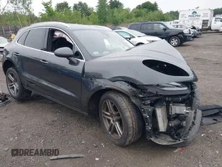 2020 Porsche Macan S z VIN WP1AB2A5XLLB33063, wystawiony jako IAAI lot #42482894 z przebiegiem Nie podano mil oraz . Historia ofert i sprzedaży dostępna na DreamBid. Obrazek 1.