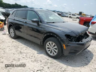 2020 Volkswagen Tiguan S with VIN 3VV0B7AX4LM054502, listed as a Copart auction lot 59293785 with 37,704 mi miles and Salvage title. Bid and sale history available at DreamBid. Image 4.