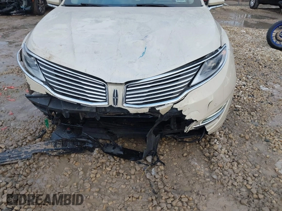 2016 Lincoln MKZ with VIN 3LN6L2J90GR604048, listed as a IAAI auction lot 41190815 with 46,121 mi miles and . Bid and sale history available at DreamBid. Image 6.
