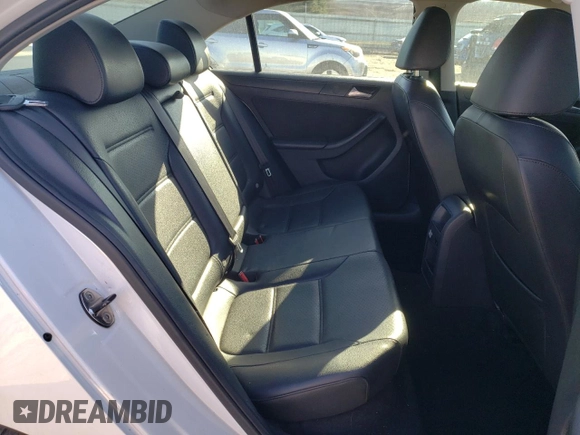 2014 Volkswagen Jetta Sedan SE with VIN 3VWD17AJ1EM242859, listed as a Copart auction lot 50131605 with 183,081 mi miles and Salvage Title. Bid and sale history available at carsss.com. Image 10.