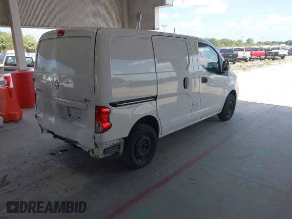 2021 Nissan NV200 S z VIN 3N6CM0KN1MK703807, wystawiony jako IAAI lot #42236648 z przebiegiem 78 438 mil mil oraz . Historia ofert i sprzedaży dostępna na DreamBid. Obrazek 4.