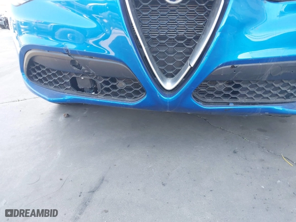 2021 Alfa Romeo Stelvio Ti with VIN ZASPAKBN0M7D18611, listed as a IAAI auction lot 41104626 with 30,188 mi miles. Bid and sale history available at carsss.com. Image 19.
