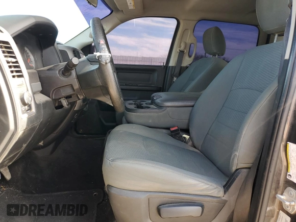 2016 Ram 1500 Express z VIN 3C6RR6KT8GG270002, wystawiony jako Copart lot #83367064 z przebiegiem 186 700 mil mil oraz Szkoda całkowita • Salvage title. Historia ofert i sprzedaży dostępna na DreamBid. Obrazek 7.