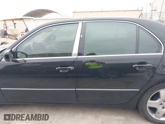 2005 Lexus LS 430 z VIN JTHBN36F155016238, wystawiony jako IAAI lot #41522383 z przebiegiem 180 659 mil mil oraz . Historia ofert i sprzedaży dostępna na DreamBid. Obrazek 14.