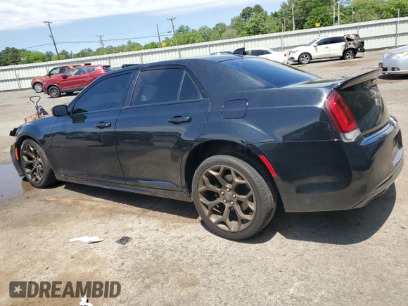 2018 Chrysler 300 S z VIN 2C3CCABG4JH223910, wystawiony jako Copart lot #54045785 z przebiegiem 110 100 mil mil oraz Szkoda całkowita • Salvage title. Historia ofert i sprzedaży dostępna na DreamBid. Obrazek 2.