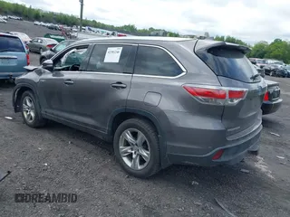 2015 Toyota Highlander Limited z VIN 5TDDCRFH5FS008675, wystawiony jako IAAI lot #42381246 z przebiegiem 109 704 mil mil oraz . Historia ofert i sprzedaży dostępna na DreamBid. Obrazek 3.