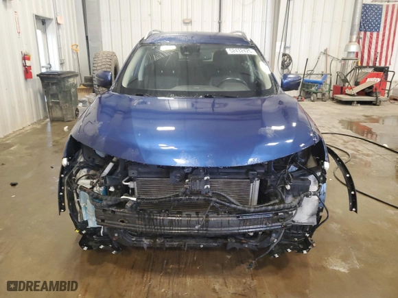 2018 Nissan Rogue SV with VIN 5N1AT2MV0JC742200, listed as a Copart auction lot 52432425 with 183,358 mi miles and Non Repairable. Bid and sale history available at carsss.com. Image 5.