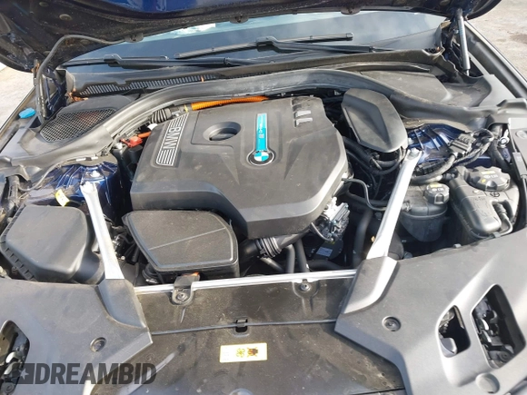 2019 BMW 5 Series 530e iPerformance with VIN WBAJA9C52KB398782, listed as a IAAI auction lot 41902660 with 37,857 mi miles. Bid and sale history available at carsss.com. Image 10.