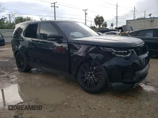 2017 Land Rover Discovery First Edition with VIN SALRTBBV4HA016252, listed as a Copart auction lot 63343764 with 54,594 mi miles and Salvage Title. Bid and sale history available at carsss.com. Image 4.
