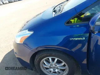 2013 Toyota Prius Two with VIN JTDZN3EU6D3289122, listed as a IAAI auction lot 41670913 with 121,479 mi miles and . Bid and sale history available at DreamBid. Image 6.