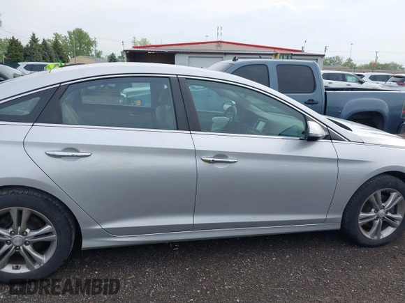 2018 Hyundai Sonata SEL with VIN 5NPE34AFXJH643127, listed as a IAAI auction lot 42155285 with 72,421 mi miles and . Bid and sale history available at carsss.com. Image 14.