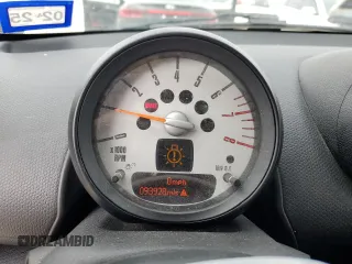 2013 MINI Countryman with VIN WMWZB3C5XDWM31620, listed as a Copart auction lot 51096035 with 93,928 mi miles and Salvage title. Bid and sale history available at DreamBid. Image 9.