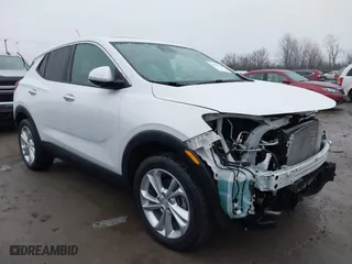 2020 Buick Encore GX Preferred with VIN KL4MMCSL7LB080351, listed as a IAAI auction lot 41446663 with 32,517 mi miles. Bid and sale history available at carsss.com. Image 1.