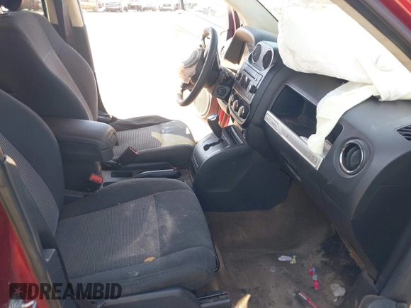 2017 Jeep Compass Sport SE с VIN 1C4NJCBA2HD166955, выставлен на аукционе IAAI как лот 42167650 с пробегом 72 813 миль миль и . История ставок и продаж доступна на DreamBid. Изображение 5.