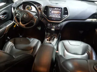 2018 Jeep Cherokee Limited с VIN 1C4PJMDB2JD611348, выставлен на аукционе Copart как лот 60261535 с пробегом 99 688 миль миль и Списание • Salvage title. История ставок и продаж доступна на DreamBid. Изображение 8.