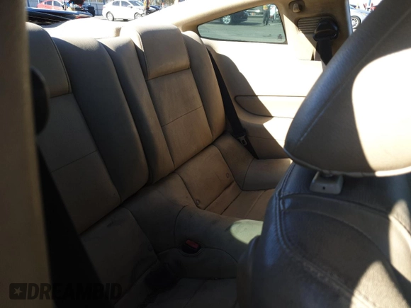 2007 Ford Mustang Deluxe z VIN 1ZVFT80N475227021, wystawiony jako Copart lot #48391145 z przebiegiem 182 895 mil mil oraz Szkoda całkowita • Salvage title. Historia ofert i sprzedaży dostępna na DreamBid. Obrazek 10.