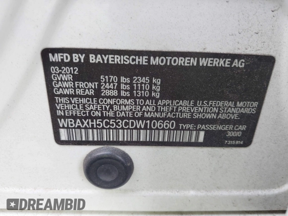 2012 BMW 5 Series 528i xDrive with VIN WBAXH5C53CDW10660, listed as a IAAI auction lot 41016708 with 157,757 mi miles and . Bid and sale history available at carsss.com. Image 9.