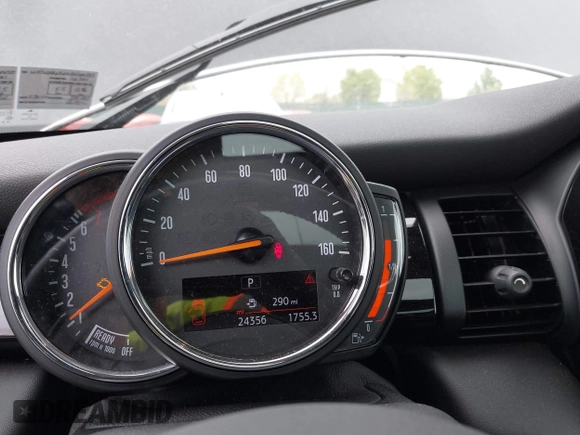 2020 MINI Hardtop Cooper S z VIN WMWXR5C00L2L44737, wystawiony jako IAAI lot #42091511 z przebiegiem 24 356 mil mil oraz . Historia ofert i sprzedaży dostępna na DreamBid. Obrazek 7.