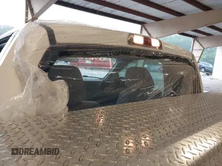 2013 Ford F-150 XL с VIN 1FTMF1CF2DFD52330, выставлен на аукционе IAAI как лот 42527052 с пробегом 173 898 миль миль и . История ставок и продаж доступна на DreamBid. Изображение 6.