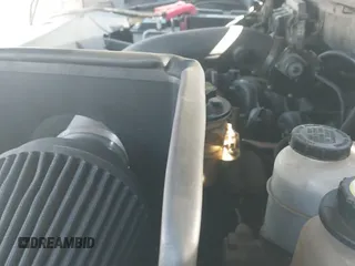 2005 Ford F-150 XLT z VIN 1FTPW12545KD56913, wystawiony jako IAAI lot #43379808 z przebiegiem 183 896 mil mil oraz . Historia ofert i sprzedaży dostępna na DreamBid. Obrazek 12.