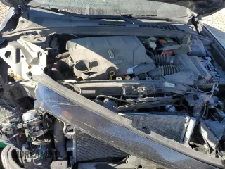 2017 Lincoln Continental Reserve with VIN 1LN6L9NC1H5629480, listed as a Copart auction lot 42441525 with 91,784 mi miles and Salvage Title. Bid and sale history available at carsss.com. Image 12.