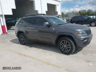 2018 Jeep Grand Cherokee Trailhawk with VIN 1C4RJFLG8JC427345, listed as a IAAI auction lot 41557222 with NaN miles. Bid and sale history available at carsss.com. Image 1.