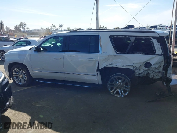 2017 GMC Yukon XL SLT with VIN 1GKS2GKC5HR403907, listed as a IAAI auction lot 41835784 with 46,004 mi miles. Bid and sale history available at carsss.com. Image 15.