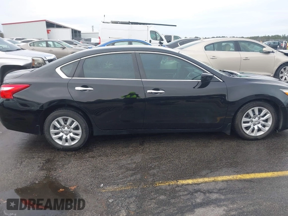 2017 Nissan Altima S z VIN 1N4AL3AP8HC226263, wystawiony jako IAAI lot #41304326 z przebiegiem 150 556 mil mil oraz . Historia ofert i sprzedaży dostępna na DreamBid. Obrazek 13.