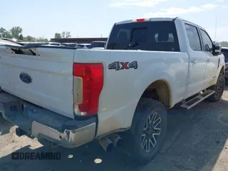 2017 Ford F-250 Lariat with VIN 1FT7W2BT1HEC08287, listed as a IAAI auction lot 42028870 with 3,533,944 mi miles and . Bid and sale history available at DreamBid. Image 4.
