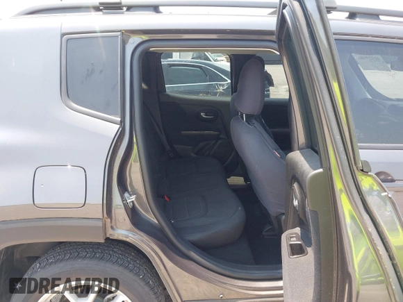 2021 Jeep Renegade Latitude с VIN ZACNJDBB9MPN13625, выставлен на аукционе IAAI как лот 42377986 с пробегом 17 523 миль миль и . История ставок и продаж доступна на DreamBid. Изображение 8.