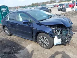 2021 Toyota Corolla Hybrid LE with VIN JTDEAMDE8MJ017192, listed as a IAAI auction lot 41669538 with 45,746 mi miles. Bid and sale history available at carsss.com. Image 1.