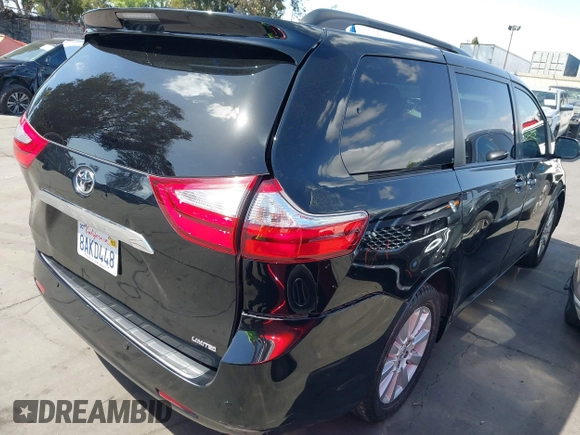 2017 Toyota Sienna XLE Auto Access Seat with VIN 5TDYZ3DC6HS850223, listed as a IAAI auction lot 41958525 with 46,261 mi miles and . Bid and sale history available at DreamBid. Image 4.