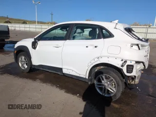 2022 Hyundai Kona SE z VIN KM8K2CAB1NU830115, wystawiony jako Copart lot #52919145 z przebiegiem 42 621 mil mil oraz Szkoda całkowita • Salvage title. Historia ofert i sprzedaży dostępna na DreamBid. Obrazek 2.