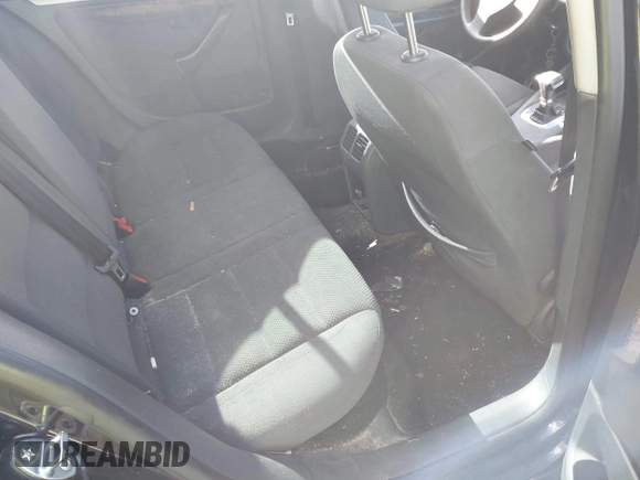 2009 Volkswagen Rabbit S with VIN WVWDA71K79W079961, listed as a IAAI auction lot 42594125 with 160,601 mi miles and . Bid and sale history available at DreamBid. Image 8.
