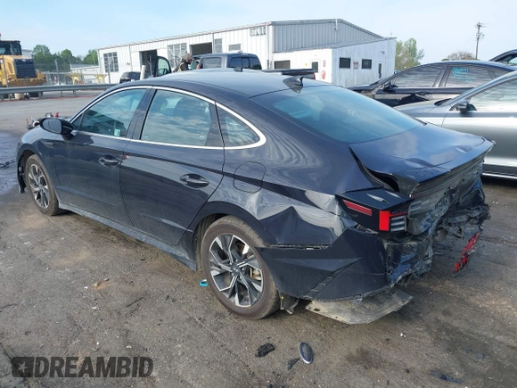 2024 Hyundai Sonata SEL z VIN KMHL64JA8RA373378, wystawiony jako IAAI lot #41975361 z przebiegiem 23 101 mil mil oraz . Historia ofert i sprzedaży dostępna na DreamBid. Obrazek 3.