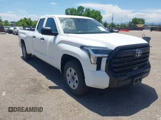 2022 Toyota Tundra with VIN 5TFKB5CDXNX001458, listed as a IAAI auction lot 42640278 with 51,718 mi miles and . Bid and sale history available at DreamBid. Image 1.
