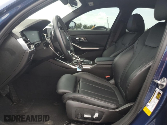2022 BMW 3 Series 330i with VIN 3MW5R1J08N8C24403, listed as a Copart auction lot 59592785 with 32,166 mi miles and Salvage title. Bid and sale history available at DreamBid. Image 7.