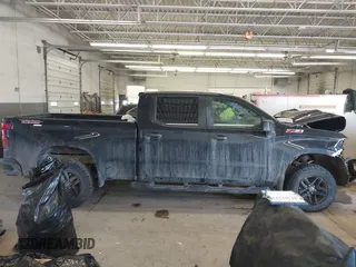 2022 Chevrolet Silverado 1500 Custom Trail Boss with VIN 3GCPDCED9NG512441, listed as a IAAI auction lot 41362293 with 31,303 mi miles and . Bid and sale history available at DreamBid. Image 14.