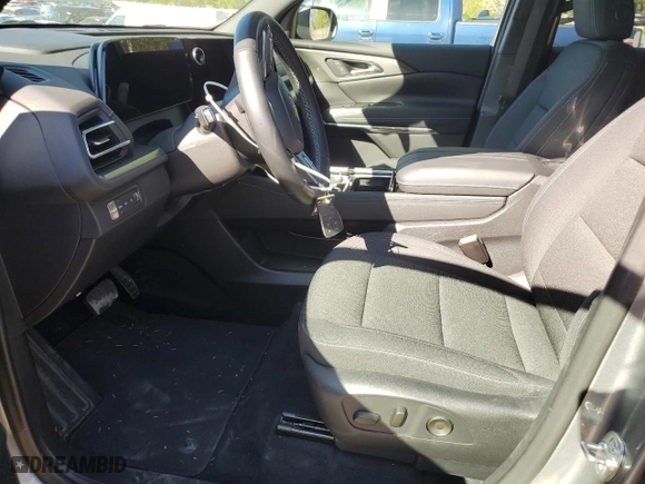 2024 Chevrolet Traverse AWD LT with VIN 1GNEVGKS5RJ189421, listed as a Copart auction lot 53678385 with 17,019 mi miles and Clean Title. Bid and sale history available at carsss.com. Image 7.