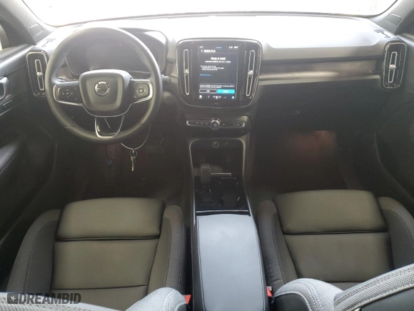 2023 Volvo C40 Recharge Pure Electric Plus with VIN YV4ED3GL3P2050382, listed as a Copart auction lot 64864514 with 11451 miles and Salvage Title. Bid and sale history available at carsss.com. Image 8.