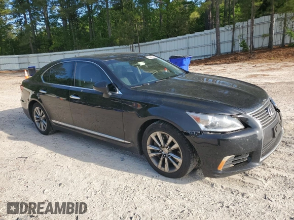 2013 Lexus LS 460 z VIN JTHCL5EF7D5018890, wystawiony jako Copart lot #54492255 z przebiegiem Nie podano mil oraz Szkody całkowita. Historia ofert i sprzedaży dostępna na DreamBid. Obrazek 4.