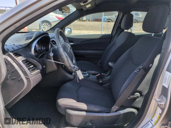 2013 Chrysler 200 Touring with VIN 1C3CCBBB8DN732212, listed as a Copart auction lot 50824375 with 58,978 mi miles and Salvage Title. Bid and sale history available at carsss.com. Image 7.