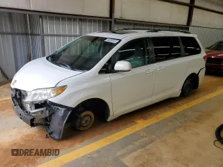 2013 Toyota Sienna XLE AAS z VIN 5TDYK3DC3DS367707, wystawiony jako Copart lot #56330415 z przebiegiem 160 820 mil mil oraz Szkoda całkowita • Salvage title. Historia ofert i sprzedaży dostępna na DreamBid. Obrazek 1.